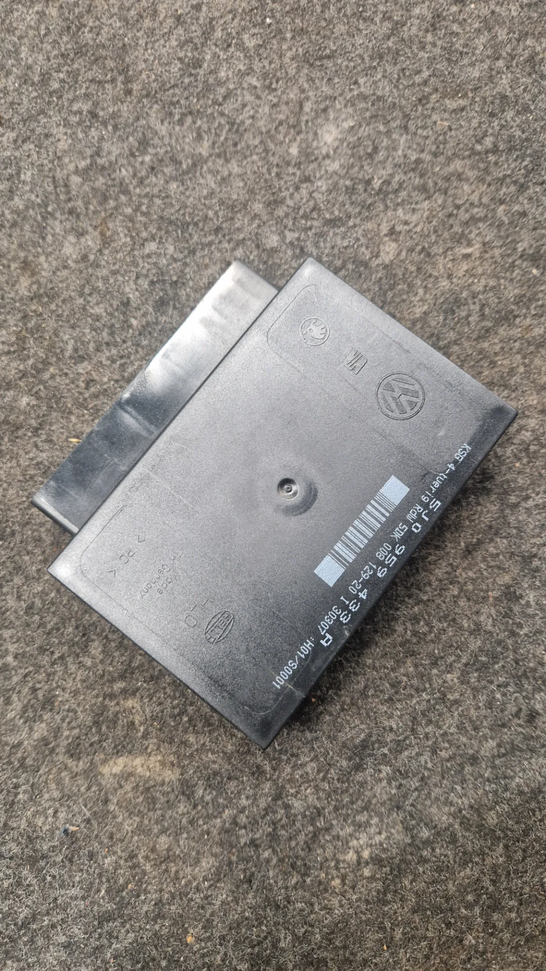 central locking ecu — 2007 Skoda Roomster